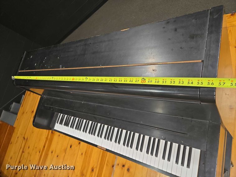 image for item ER5392 Kawai piano