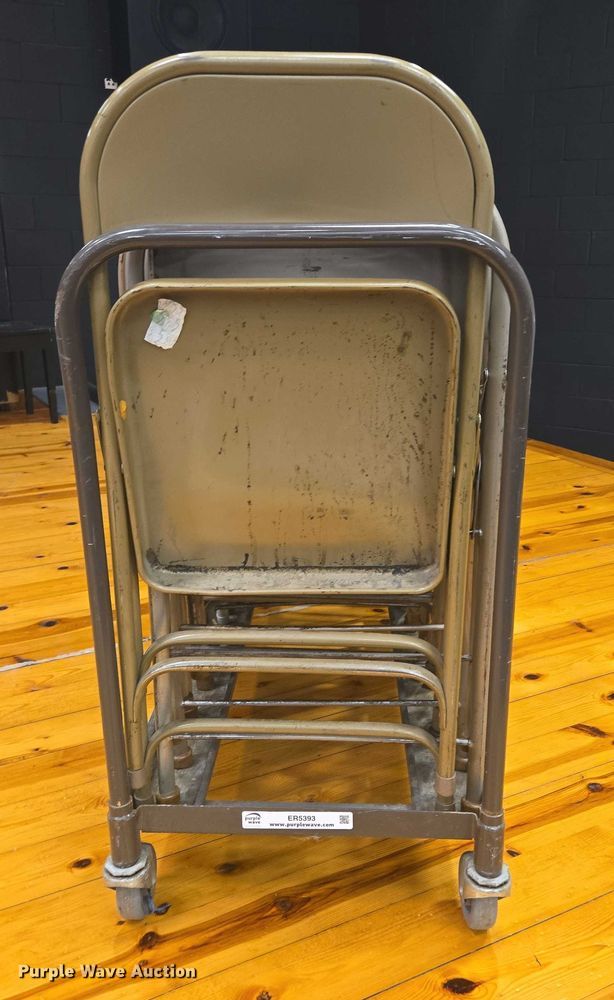 image for item ER5393 (37) folding chairs