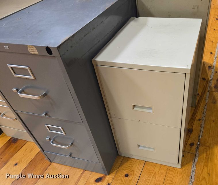 image for item ER5395 (12) filing cabinets