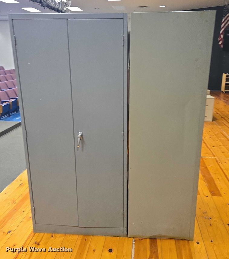 image for item ER5396 (3) storage cabinets