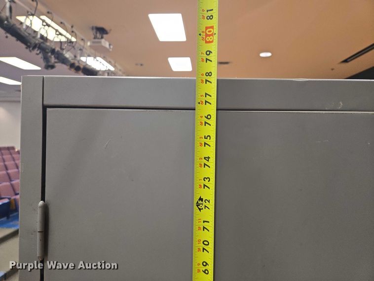 image for item ER5396 (3) storage cabinets