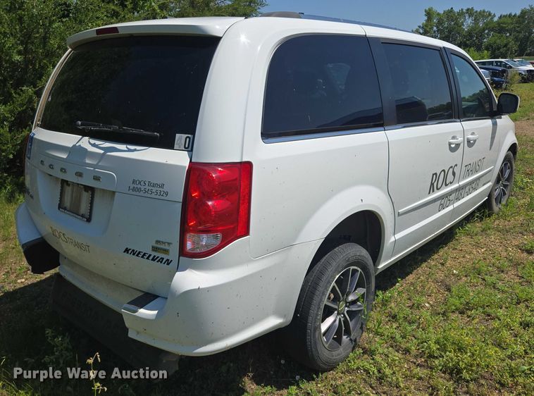 image for item ER5399 2017 Dodge Grand Caravan SXT handicap accessible van