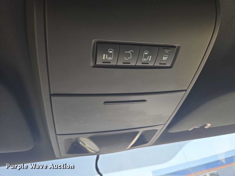 image for item ER5399 2017 Dodge Grand Caravan SXT handicap accessible van