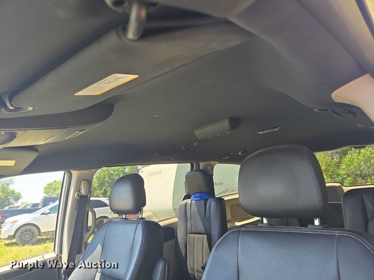 image for item ER5399 2017 Dodge Grand Caravan SXT handicap accessible van