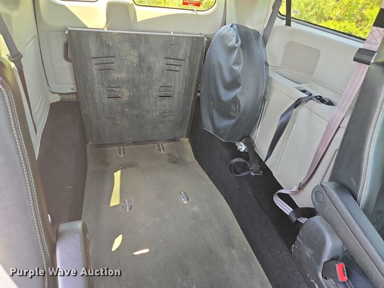 image for item ER5399 2017 Dodge Grand Caravan SXT handicap accessible van