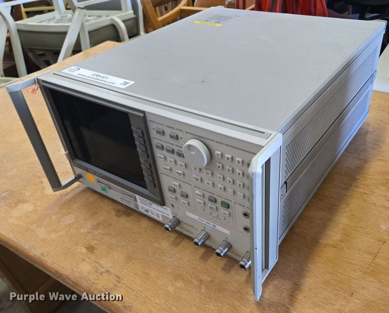 image for item ER5401 Hewlett Packard 8753D network analyzer
