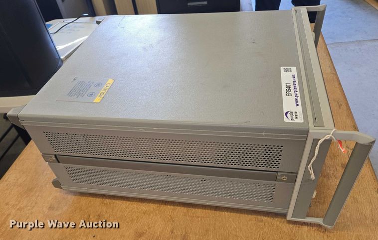 image for item ER5401 Hewlett Packard 8753D network analyzer