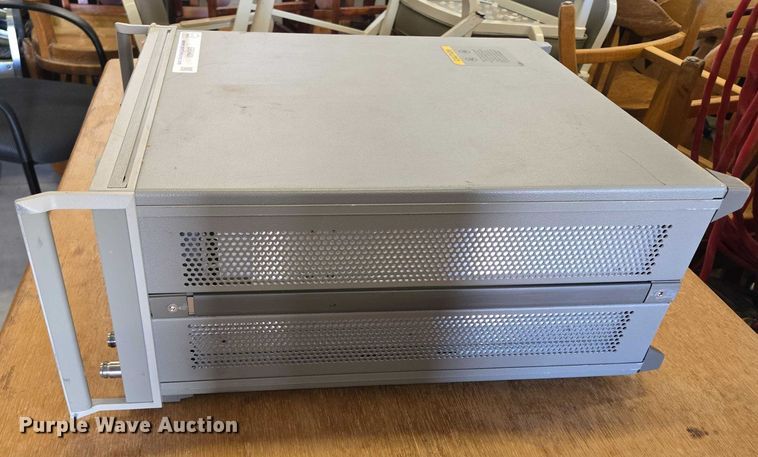 image for item ER5401 Hewlett Packard 8753D network analyzer