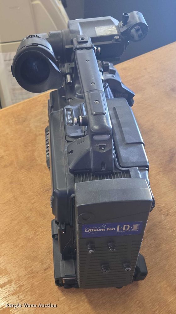 image for item ER5404 (3) camcorders