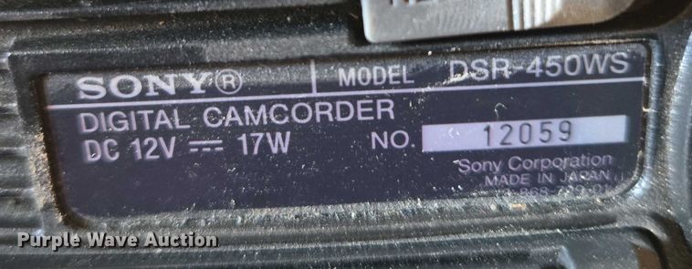 image for item ER5404 (3) camcorders