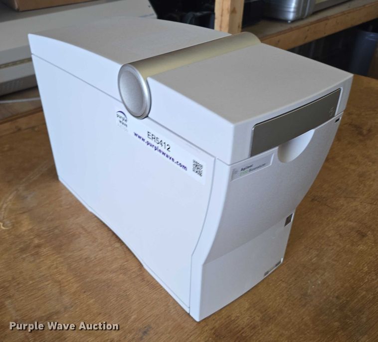 image for item ER5412 Agilent 2100 bioanalyzer system