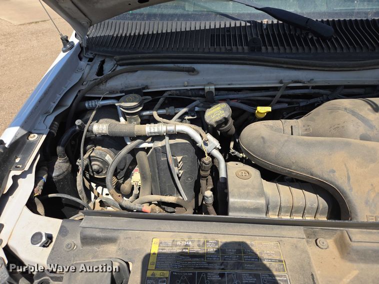 image for item ER5416 2010 Ford E450 Super Duty shuttle bus