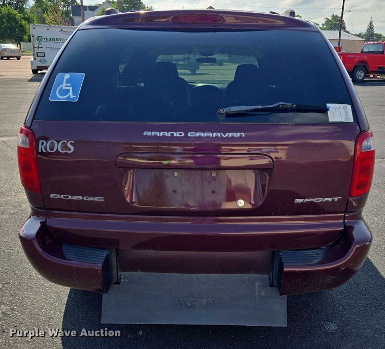image for item ER5417 2002 Dodge Grand Caravan handicap accessible van