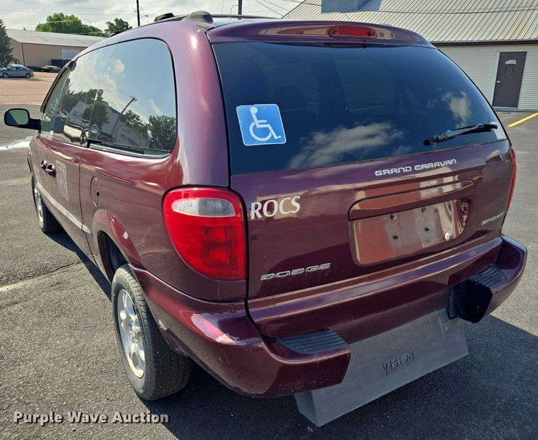 image for item ER5417 2002 Dodge Grand Caravan handicap accessible van