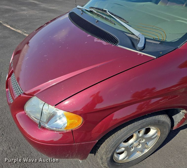 image for item ER5417 2002 Dodge Grand Caravan handicap accessible van