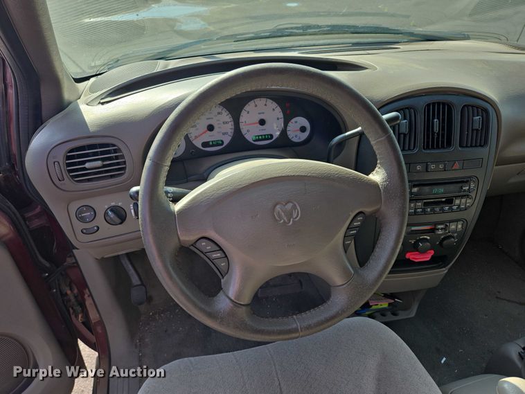 image for item ER5417 2002 Dodge Grand Caravan handicap accessible van