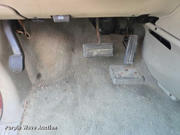 image for item ER5417 2002 Dodge Grand Caravan handicap accessible van