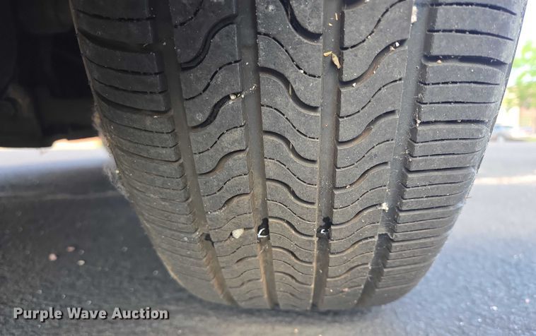 image for item ER5417 2002 Dodge Grand Caravan handicap accessible van