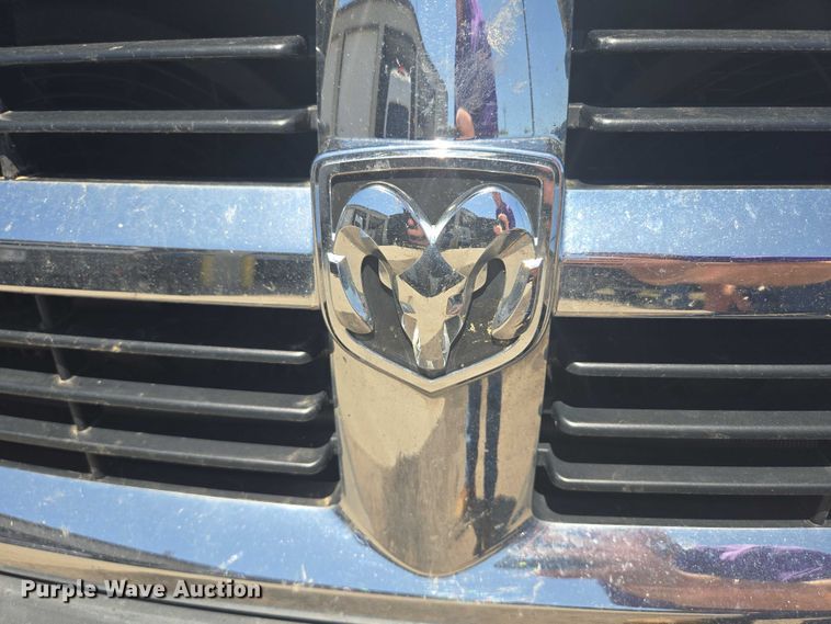 image for item ER5419 2008 Dodge Sprinter 3500 shuttle bus