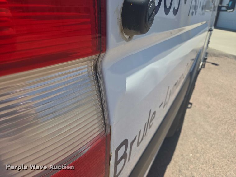 image for item ER5419 2008 Dodge Sprinter 3500 shuttle bus