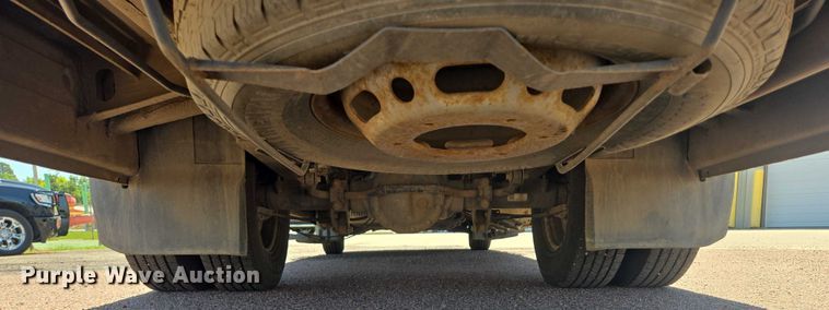 image for item ER5419 2008 Dodge Sprinter 3500 shuttle bus