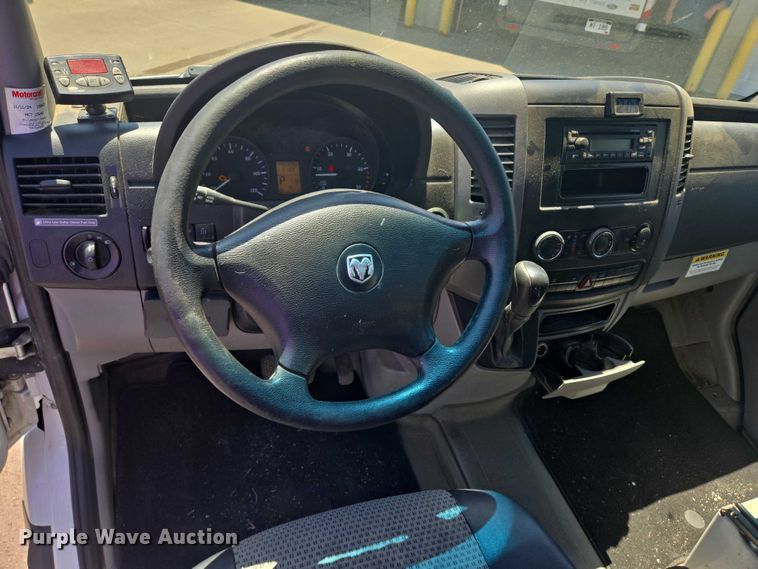 image for item ER5419 2008 Dodge Sprinter 3500 shuttle bus