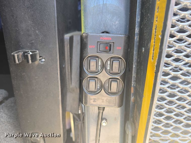 image for item ER5419 2008 Dodge Sprinter 3500 shuttle bus