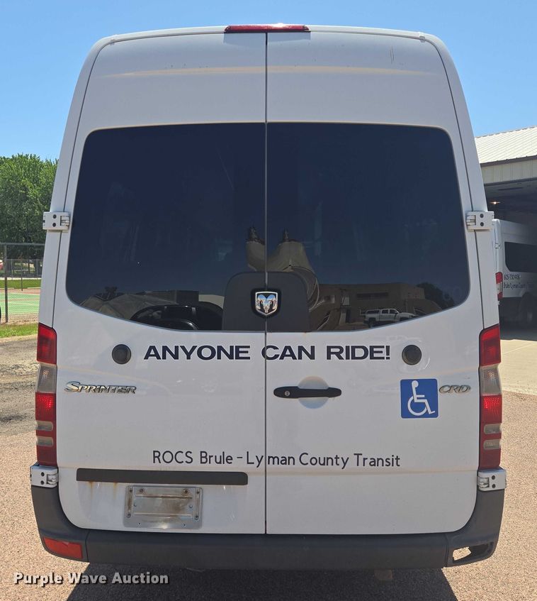 image for item ER5419 2008 Dodge Sprinter 3500 shuttle bus