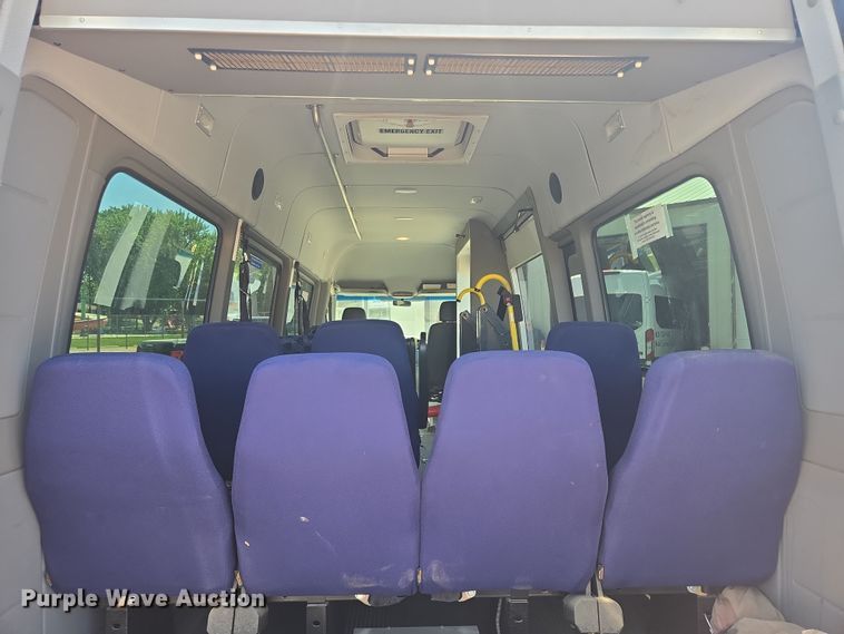 image for item ER5419 2008 Dodge Sprinter 3500 shuttle bus