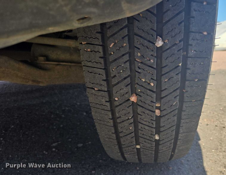 image for item ER5419 2008 Dodge Sprinter 3500 shuttle bus