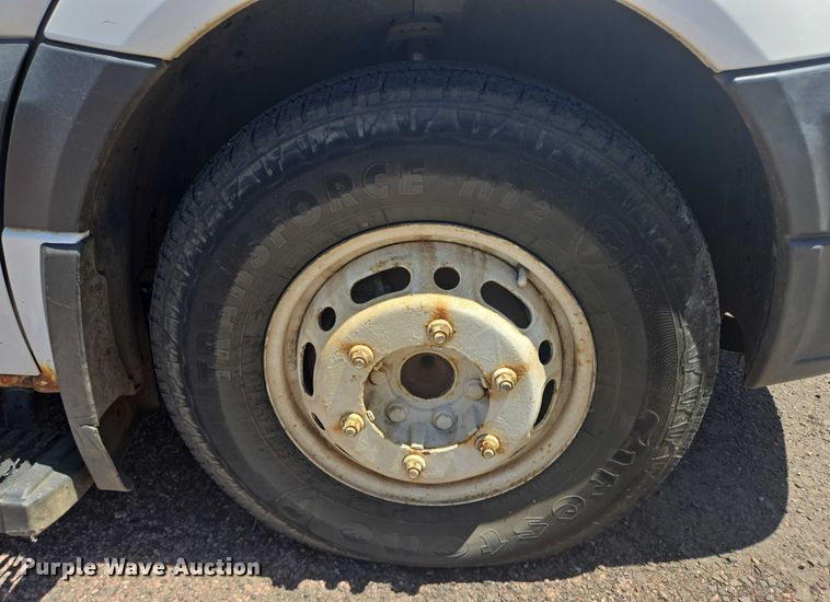 image for item ER5419 2008 Dodge Sprinter 3500 shuttle bus