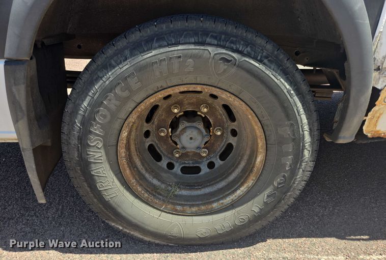 image for item ER5419 2008 Dodge Sprinter 3500 shuttle bus