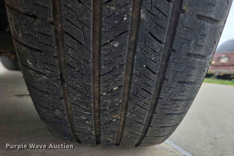 image for item ER5424 2015 Chrysler Town & Country van