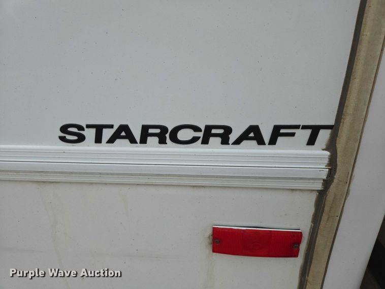 image for item ER5425 2003 Ford E450 Super Duty shuttle bus