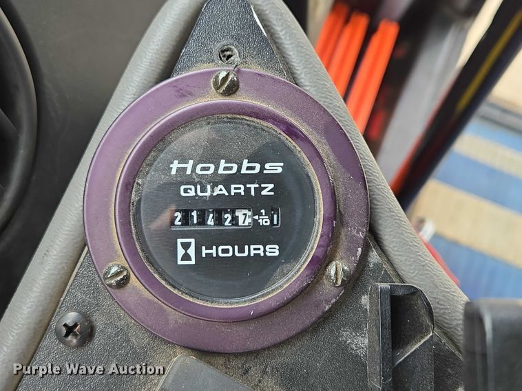 image for item ER5425 2003 Ford E450 Super Duty shuttle bus