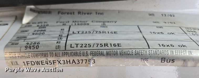 image for item ER5425 2003 Ford E450 Super Duty shuttle bus