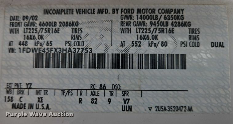 image for item ER5425 2003 Ford E450 Super Duty shuttle bus