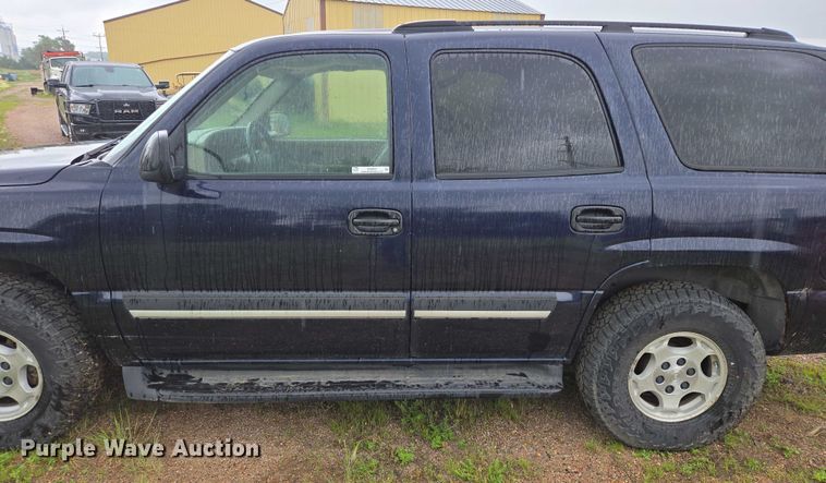 image for item ER5427 2004 Chevrolet Tahoe SUV