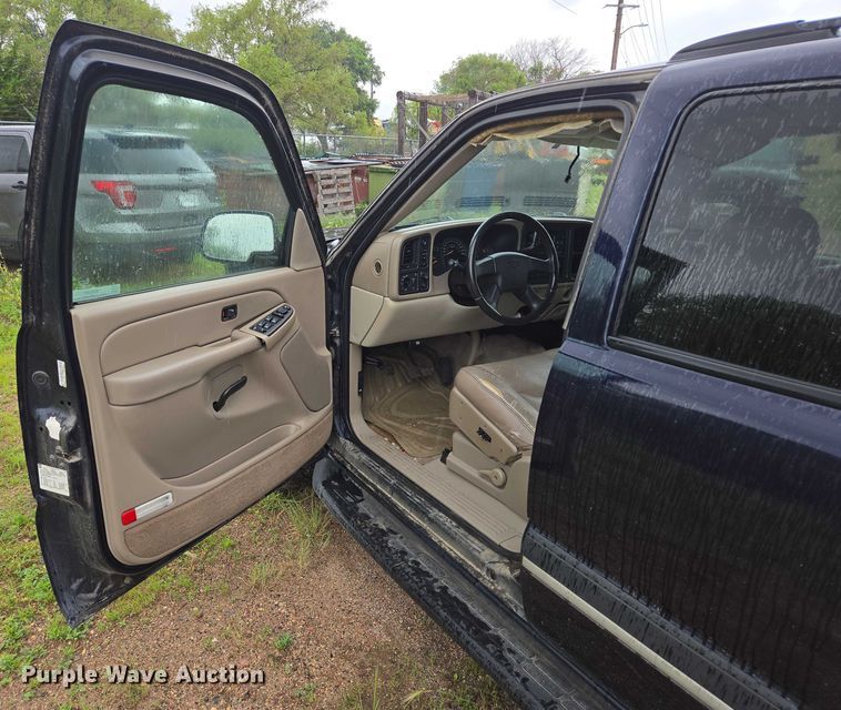 image for item ER5427 2004 Chevrolet Tahoe SUV