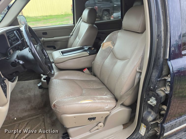 image for item ER5427 2004 Chevrolet Tahoe SUV