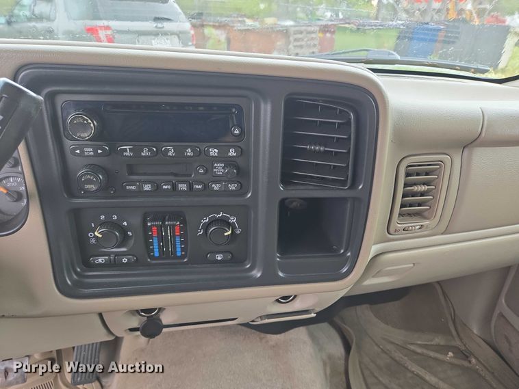 image for item ER5427 2004 Chevrolet Tahoe SUV