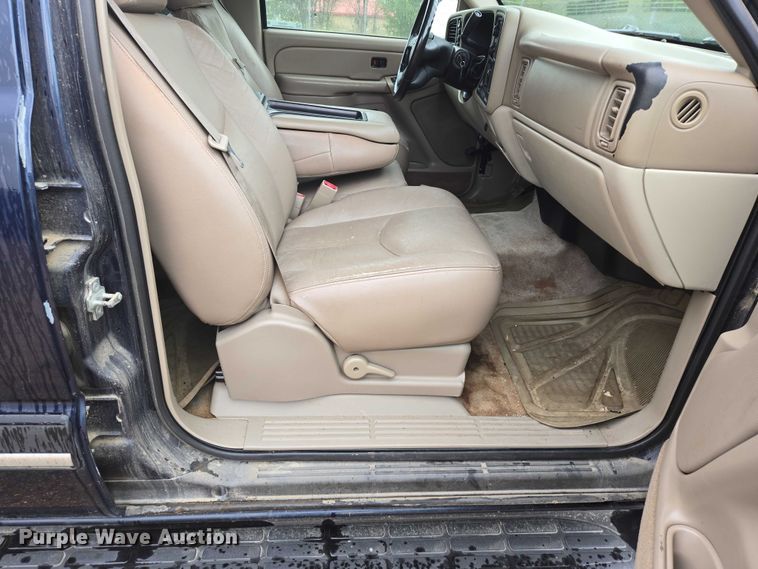 image for item ER5427 2004 Chevrolet Tahoe SUV