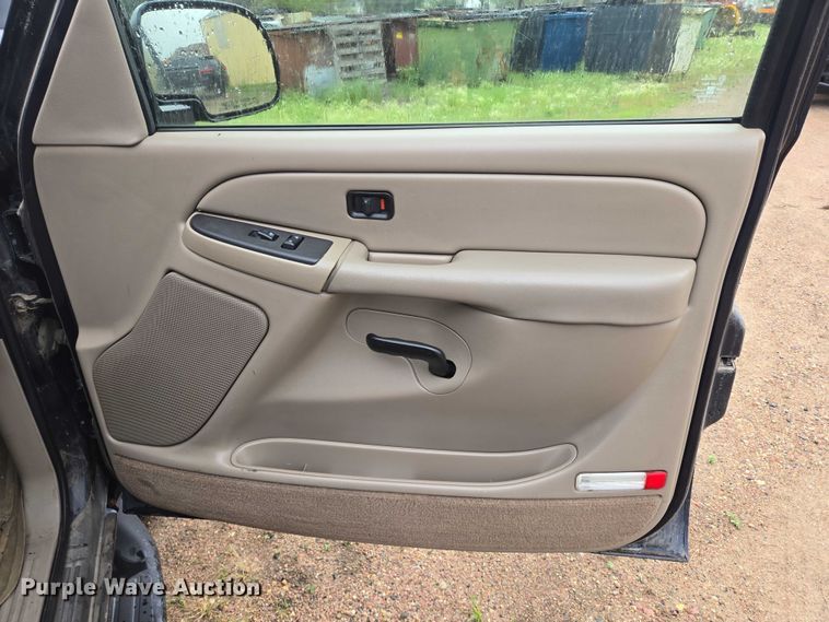 image for item ER5427 2004 Chevrolet Tahoe SUV