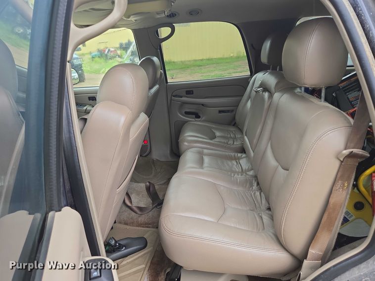 image for item ER5427 2004 Chevrolet Tahoe SUV