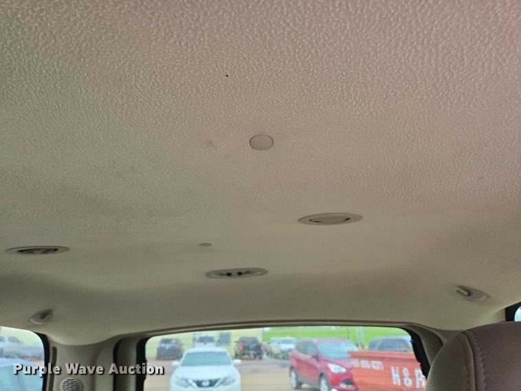 image for item ER5427 2004 Chevrolet Tahoe SUV