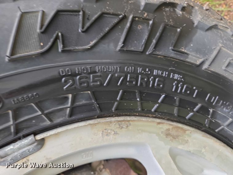 image for item ER5427 2004 Chevrolet Tahoe SUV