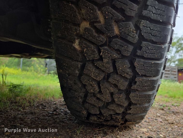 image for item ER5427 2004 Chevrolet Tahoe SUV