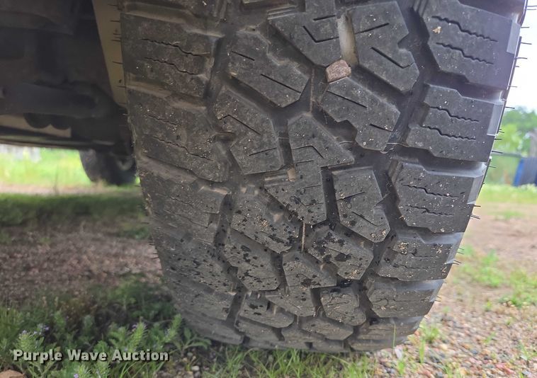 image for item ER5427 2004 Chevrolet Tahoe SUV