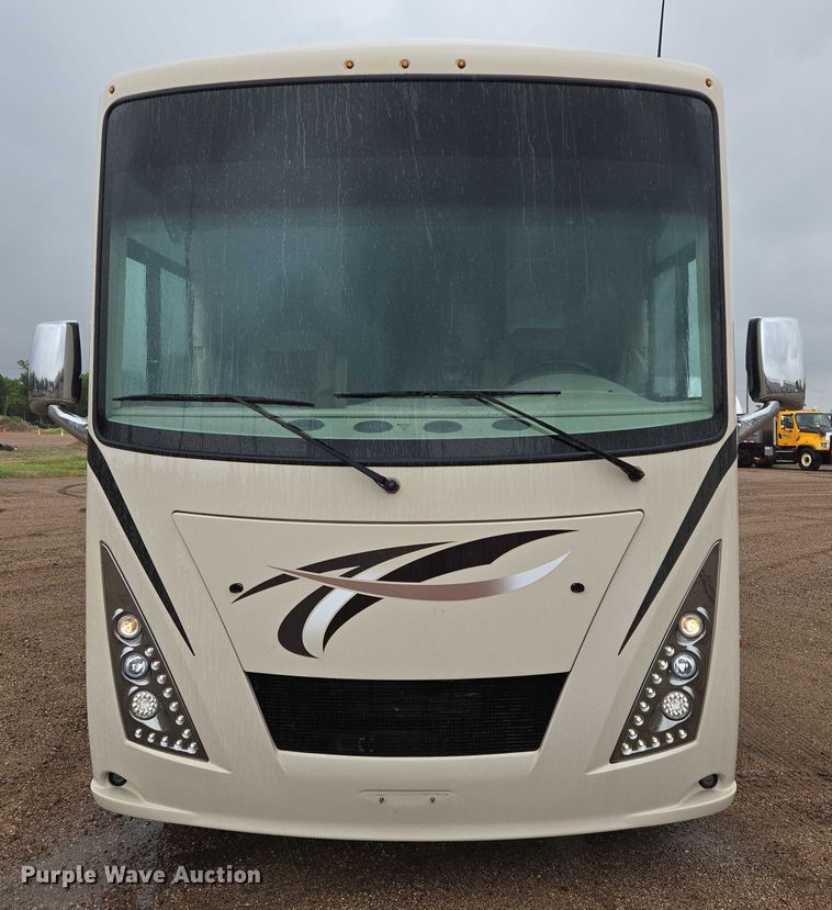 image for item ER5429 2017 Thor Motor Coach Stripped  RV