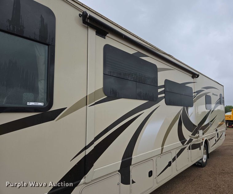 image for item ER5429 2017 Thor Motor Coach Stripped  RV